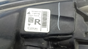 Tesla Model Y 20-25 LED front right headlight without mount, scratches, broken guide
