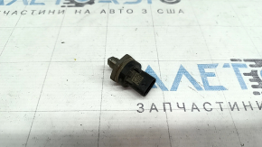 Fuel pressure sensor Audi A4 B9 17-25 2.0T on the fuel rail