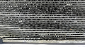 The air conditioner radiator condenser Toyota Prius 50 Prime 17-22 honeycombs fell out