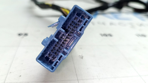 Tesla Model Y 20- Center Console Wiring