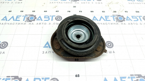 Front left shock absorber support Toyota Prius 50 16-22 with bearing, rusty