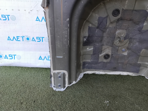The trunk trough of Toyota Camry v55 15-17 usa is drilled out