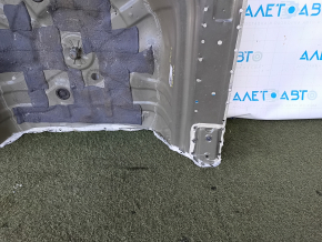 The trunk trough of Toyota Camry v55 15-17 usa is drilled out