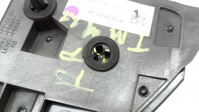 Reflector on the rear right wing of Tesla Model Y 20-25, broken mount, scratches