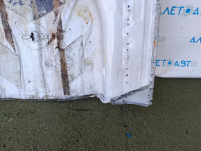The trunk trough of VW Atlas 18-26 is drilled out
