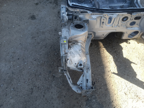Front right quarter Toyota Prius 50 Prime 17-22 silver, on the body