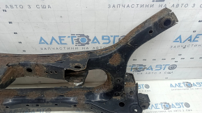 The rear subframe of the Toyota Prius 50 Prime 17-22 FWD is rusty, the bolt is sawed off