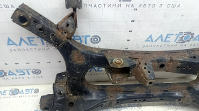 The rear subframe of the Toyota Prius 50 Prime 17-22 FWD is rusty, the bolt is sawed off