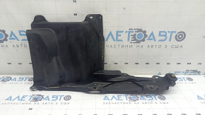 The left side engine protection of Toyota Prius 50 16-18 is worn, torn, and dented