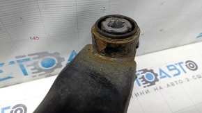 The rear subframe of the Audi Q3 83A 19-25 is rusty