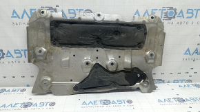 The front engine guard of the BMW 3 G20 19-26 is worn out