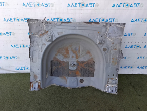 The trunk trough of Toyota Prius V 12-17 is drilled out