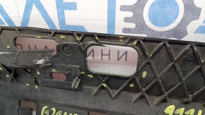 Rear bumper central bracket BMW 3 G20 19-22 broken fasteners, fractures