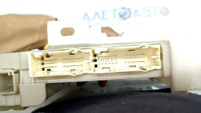 Fuse box under the dashboard Toyota Prius 30 12-15