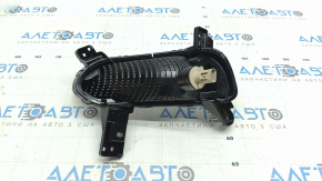 Turn signal in the front right bumper of a 19-21 Kia Forte