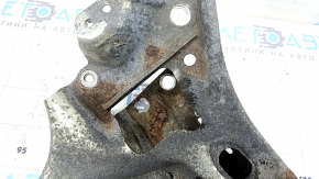 Toyota Prius 30 10-15 inverter mount is rusty