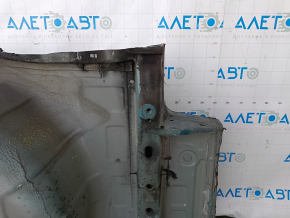 The trunk trough of VW Passat 20-22 is drilled out