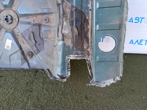 The trunk trough of VW Passat 20-22 is drilled out