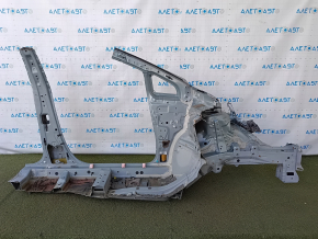 The front left quarter of a Toyota Prius V 12-17 was sawed off with the central pillar, green, dented