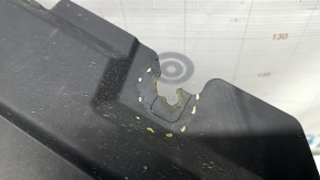 Front left fender liner, front part of Audi A6 C7 16-18 rest, tears, missing fragment