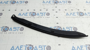 Front right hood seal Audi Q5 80A 18-25 broken fasteners