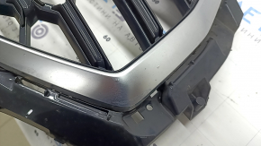 Radiator grill assembly Audi Q5 80A 21-25 black gloss, emblem and molding chrome, S-Line, chips, non-factory holes