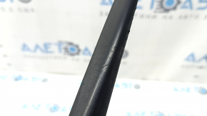 Right windshield molding Audi A6 C7 12-18, seal has dried out, bumps
