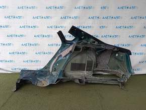 The quarter panel of the rear right wing of a VW Passat 20-22 was sawed off. Blue, with bumps