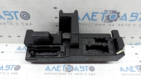 The foam plastic under the BMW X3 F25 11-17 tool is crushed