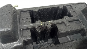 The foam plastic under the BMW X3 F25 11-17 tool is crushed