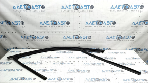 Front right glass seal with upper molding for BMW X3 F25 11-17, gloss black