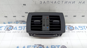 The air duct of the center console of BMW X3 F25 11-17 has peeled off coating