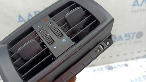 The air duct of the center console of BMW X3 F25 11-17 has peeled off coating