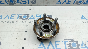 The rear right hub of the Ford Mustang Mach-E 21-26 is crushed