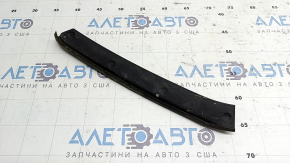 Left hood seal for Audi Q8 19-25