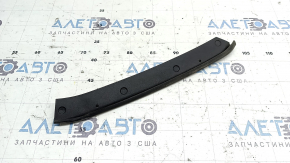 Right hood seal for Audi Q8 19-25