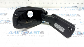 The fuel filler flap housing of the Audi Q5 80A 18-25 has a broken mount and a torn seal