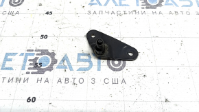 Right tailgate shock absorber bracket for Audi Q8 19-26 on the body