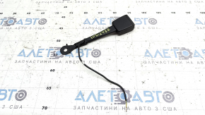 The driver's seat belt latch of the Audi Q8 19-26 is covered in soot, the connector is cut off