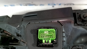 Inner tailgate light central Audi Q8 19-23 scratches