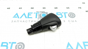 Honda Accord 23-gear knob with black glossy trim, scratch