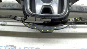 The base of the radiator grille Honda Insight 19-22 with the emblem, cracks, missing fragments