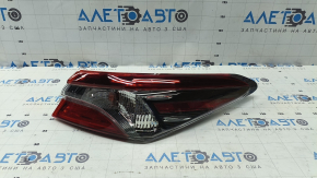 Toyota Camry v70 21-24 halogen outer fender light, right
