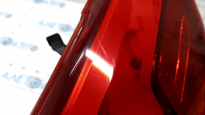 Subaru Forester 19-24 SK right outer wing light scratches