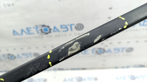 The left windshield molding of the Audi Q8 19-26 is melted