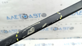The left windshield molding of the Audi Q8 19-26 is melted
