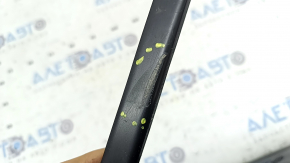 Right windshield molding for Audi Q8 19-26, in glue, melted