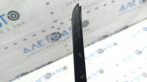 Right windshield molding for Audi Q8 19-26, in glue, melted