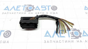 The chip for the ECU block of the BMW X3 F25 15-17 2.0T engine computer is large, black, 26 pins