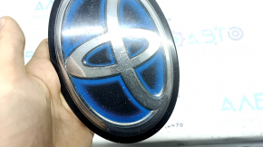 Emblem badge for the front bumper of Toyota Prius V 12-17 under the radar cruise, scratches, for polishing